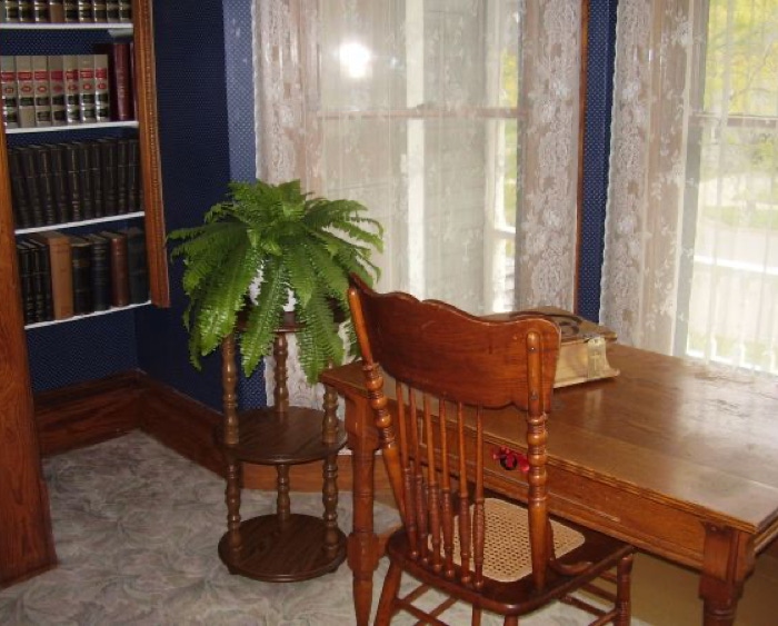 Office desk with view to Balcony 